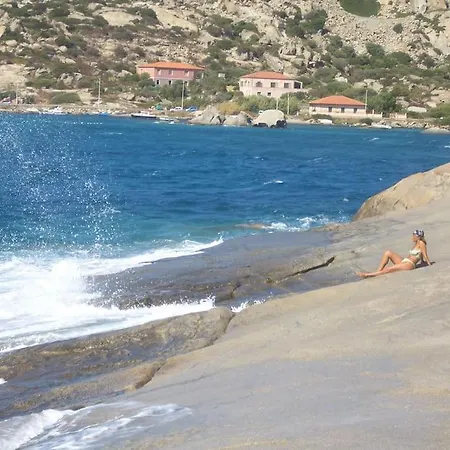 Con Piscina E Aria Condizionata * La Maddalena